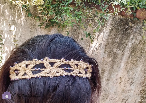 Sand Dollar Lace Headband