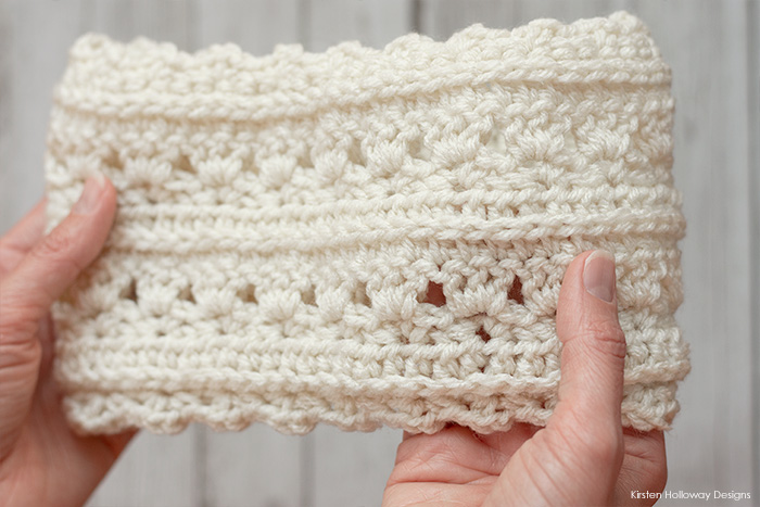Crochet in the 3rd loop in the round creates a ridge when making headbands or hats.
