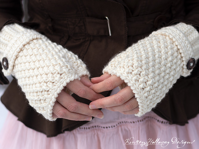 More of that beautiful crochet stitch detail on the double seed stitch fingerless gloves pattern.