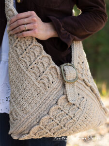 Crochet a beautifully textured bag with this free pattern.